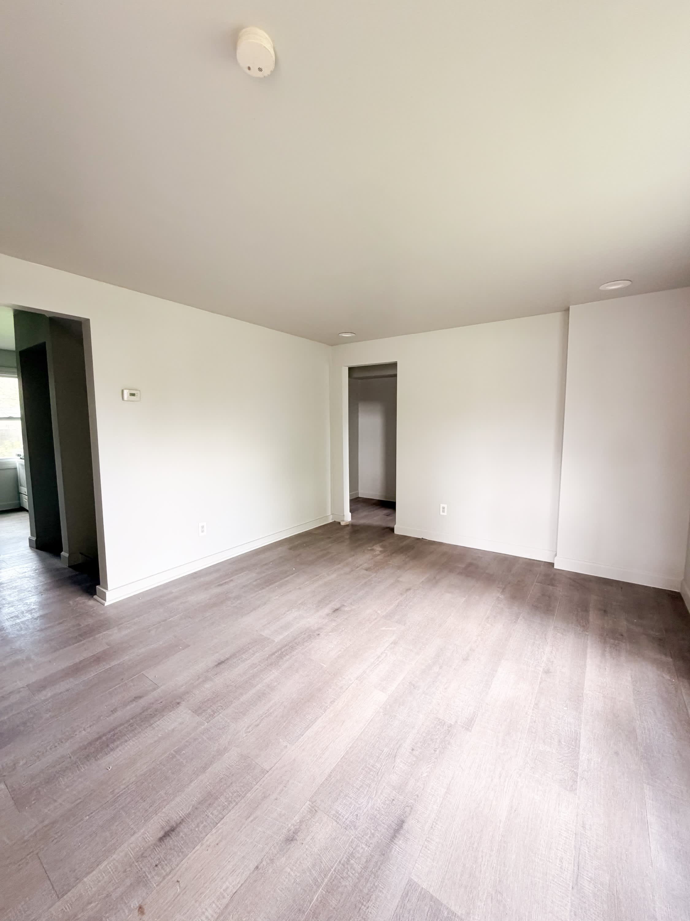 15815 Evergreen Road – photo 3