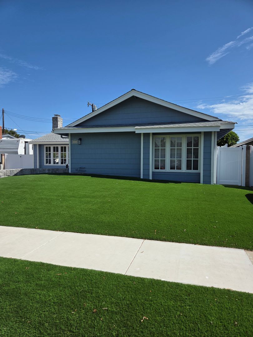 4 Bedroom 2 baths remodeled home – photo 2