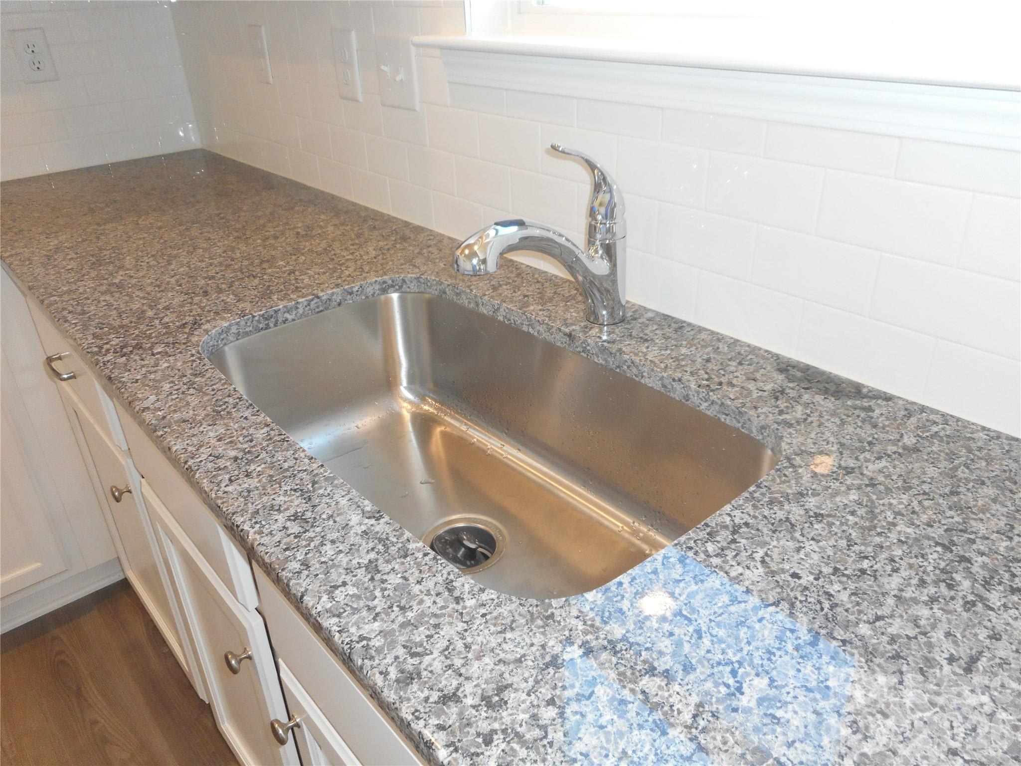 5022 Markfield Ln – photo 4
