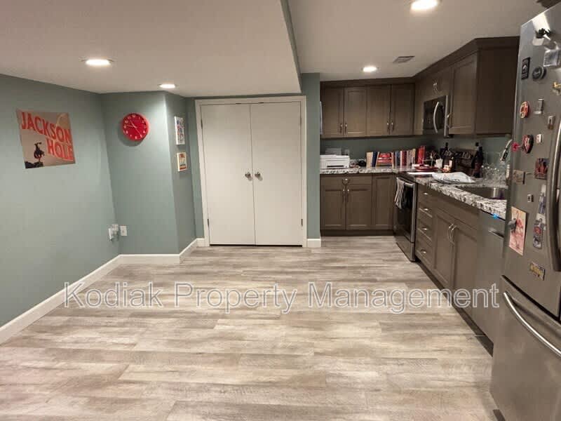 1111 E 400 S – photo 5