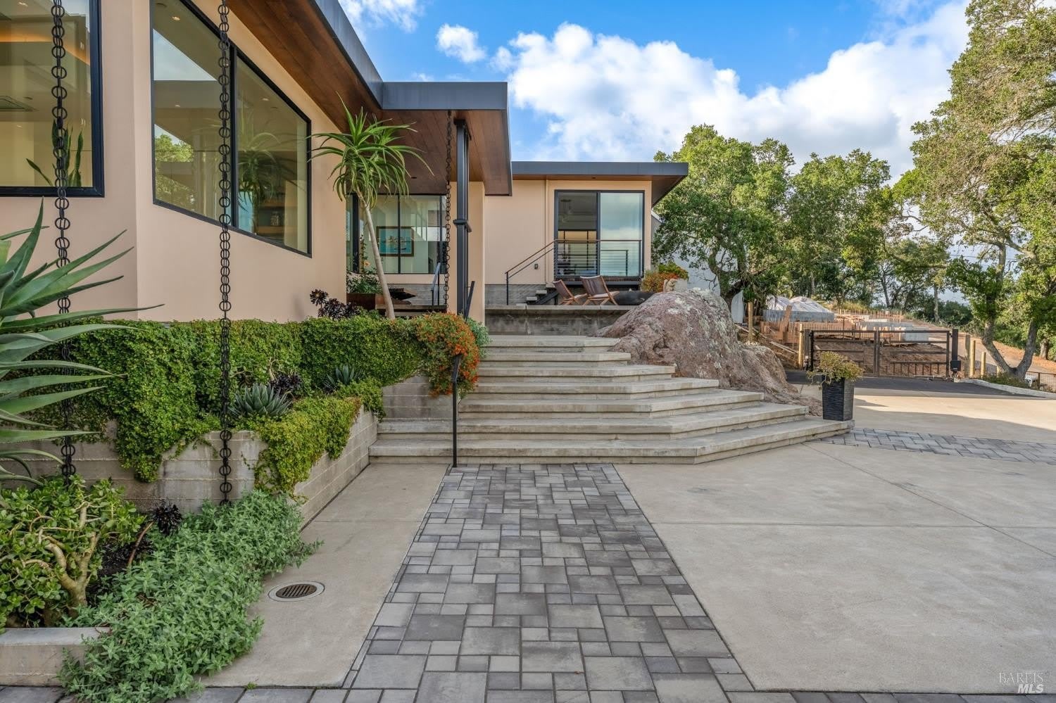 663 Montecito Boulevard – photo 5