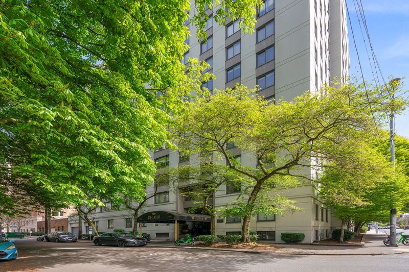1105 Spring St – photo 1