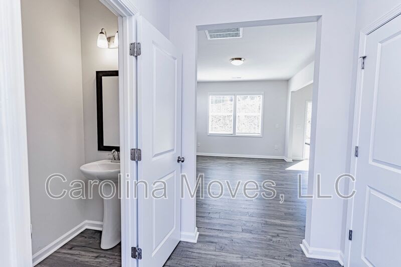 221 Stone Fruit Court – photo 3