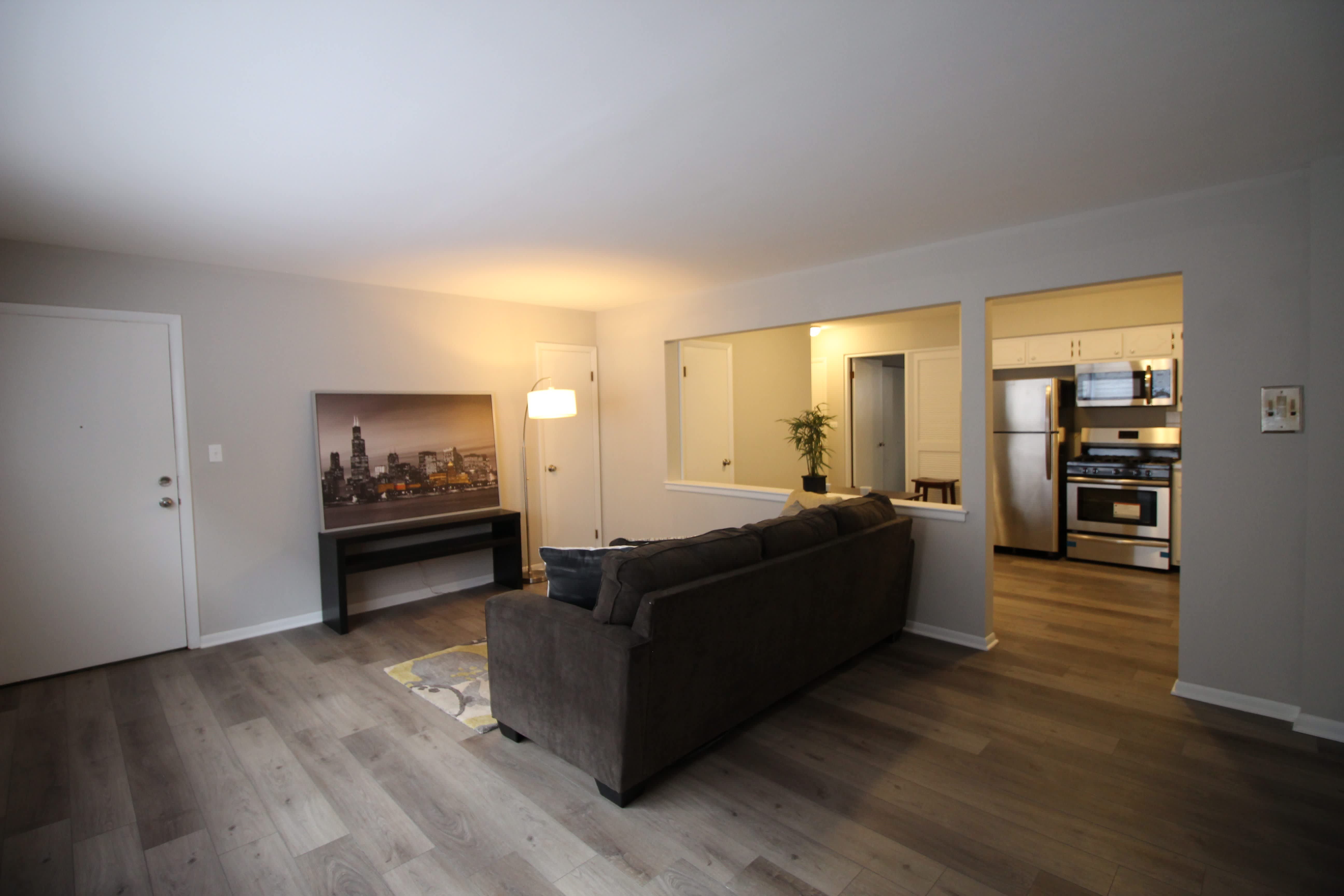 4812 N Hermitage Ave – photo 2