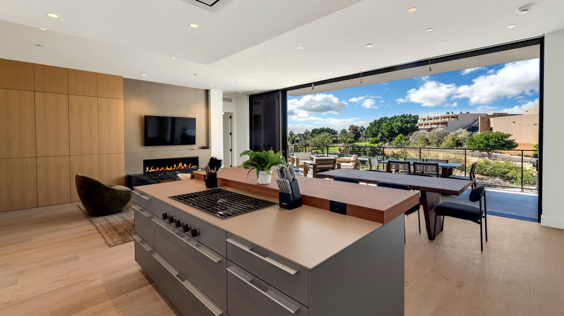 Rates Vary: $12,495 – photo 5