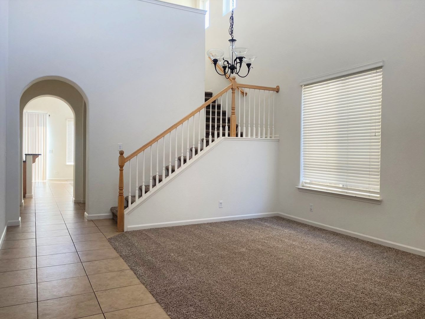 Spacious 3 2 5 Ready To Be Called Home – photo 2