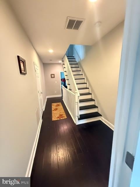 1046 W LOMBARD Street – photo 2