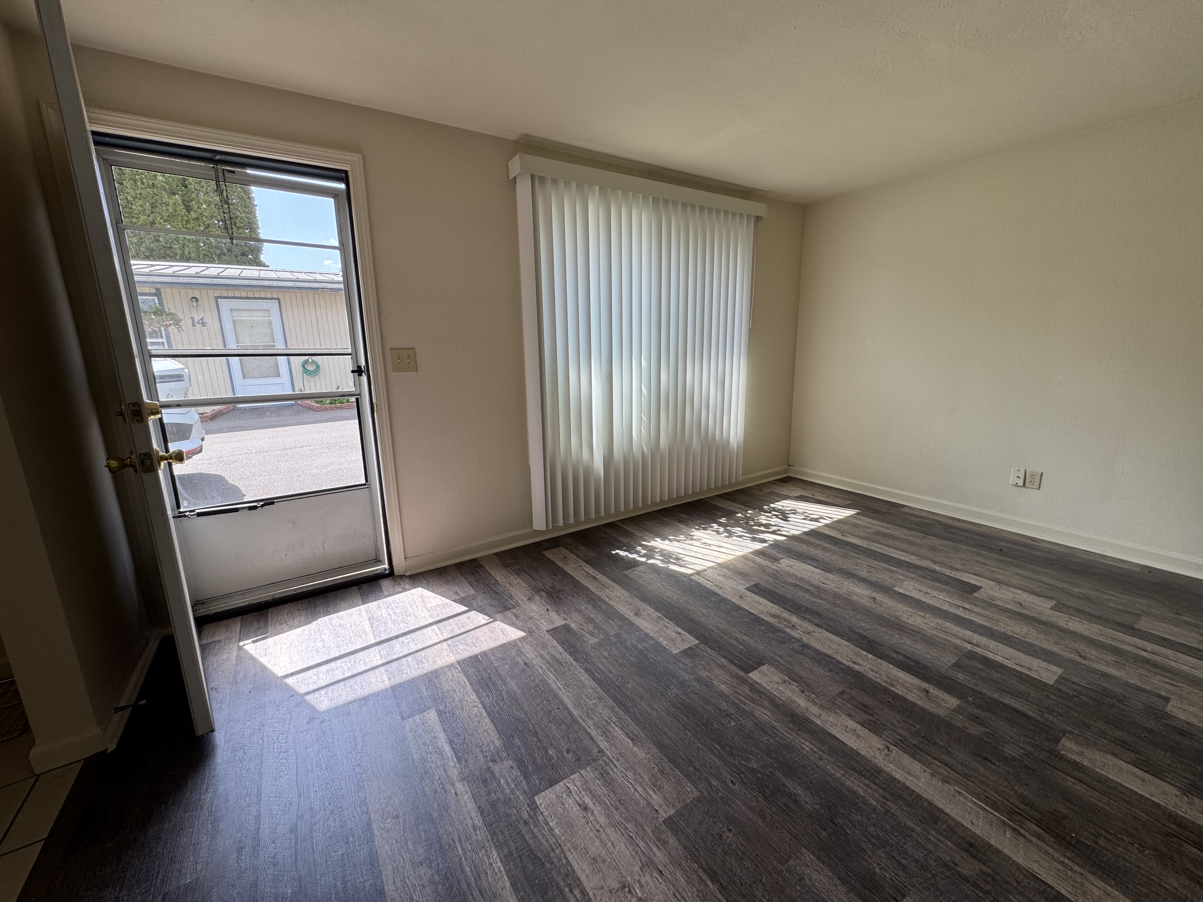 1254 8th St Nw – photo 1