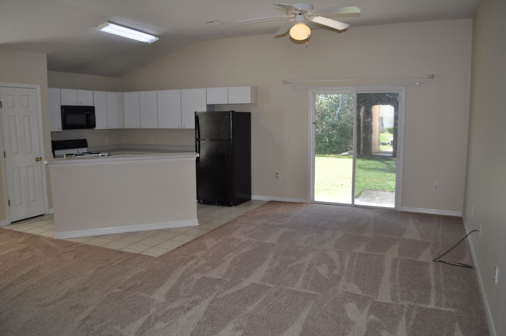 Ready to Rent – photo 3