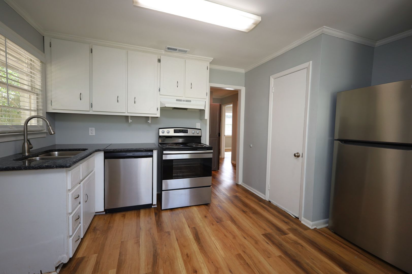 1709 Azalea Dr Unit B – photo 4