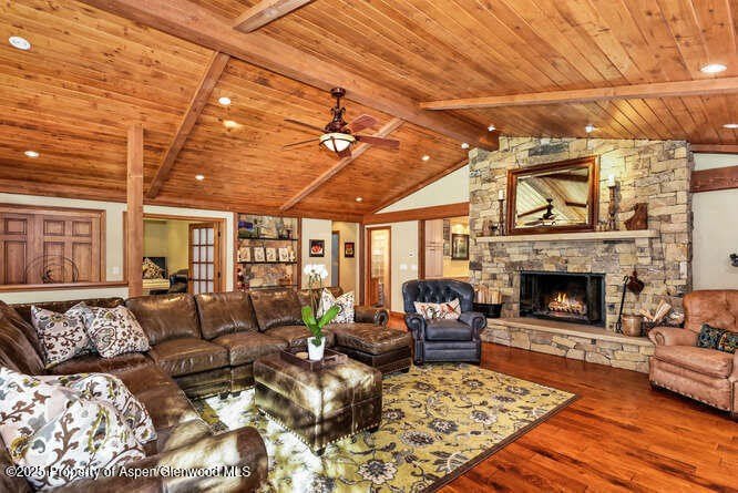 1280 Snowbunny Lane – photo 2