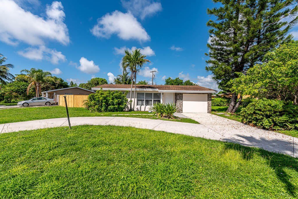314 E Gateway Boulevard – photo 2