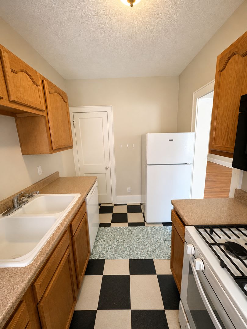Amy Court Apartments – photo 5