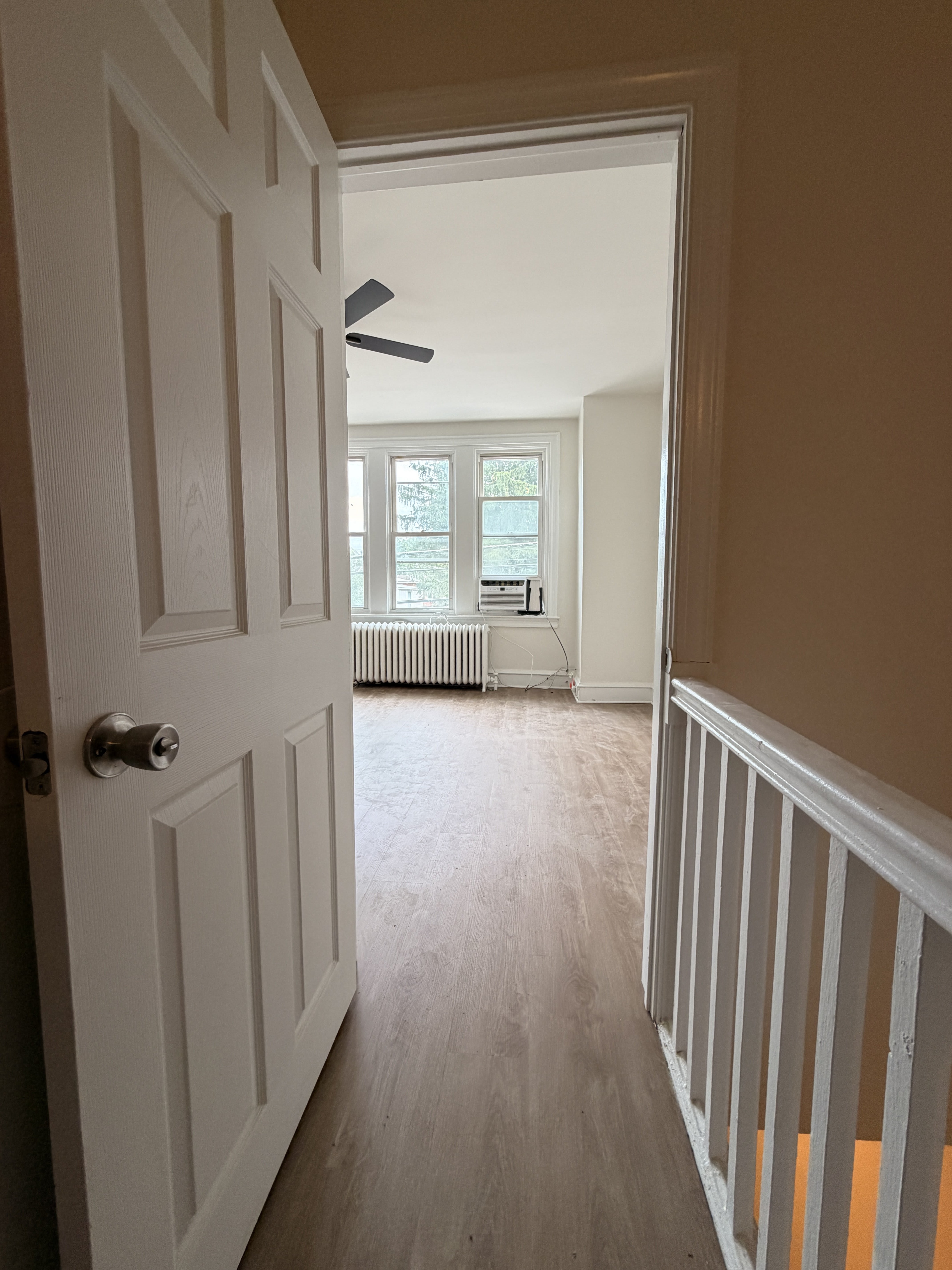 7774 Montgomery Ave – photo 4