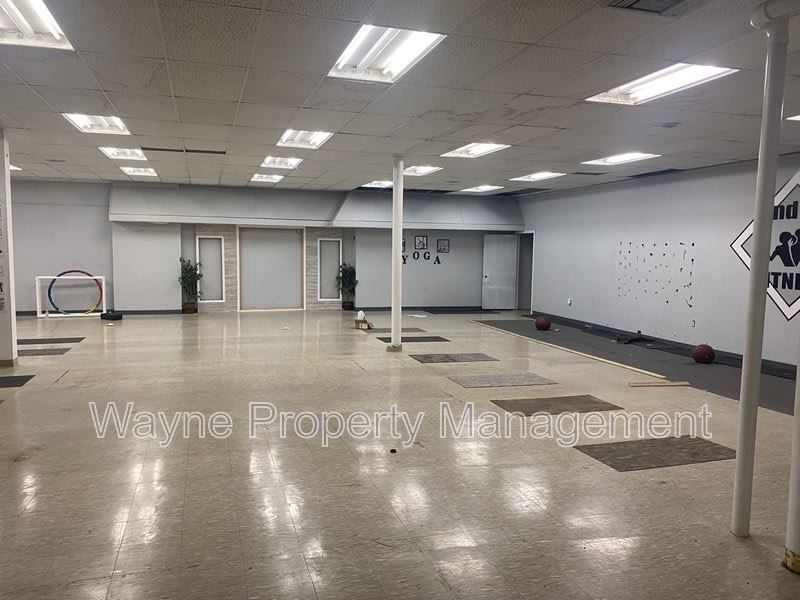546 2nd St – photo 4