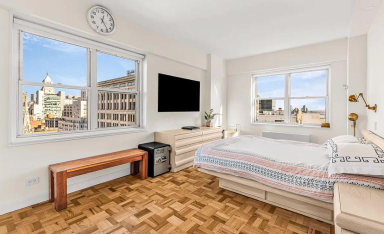 60 East 8th Street – photo 4