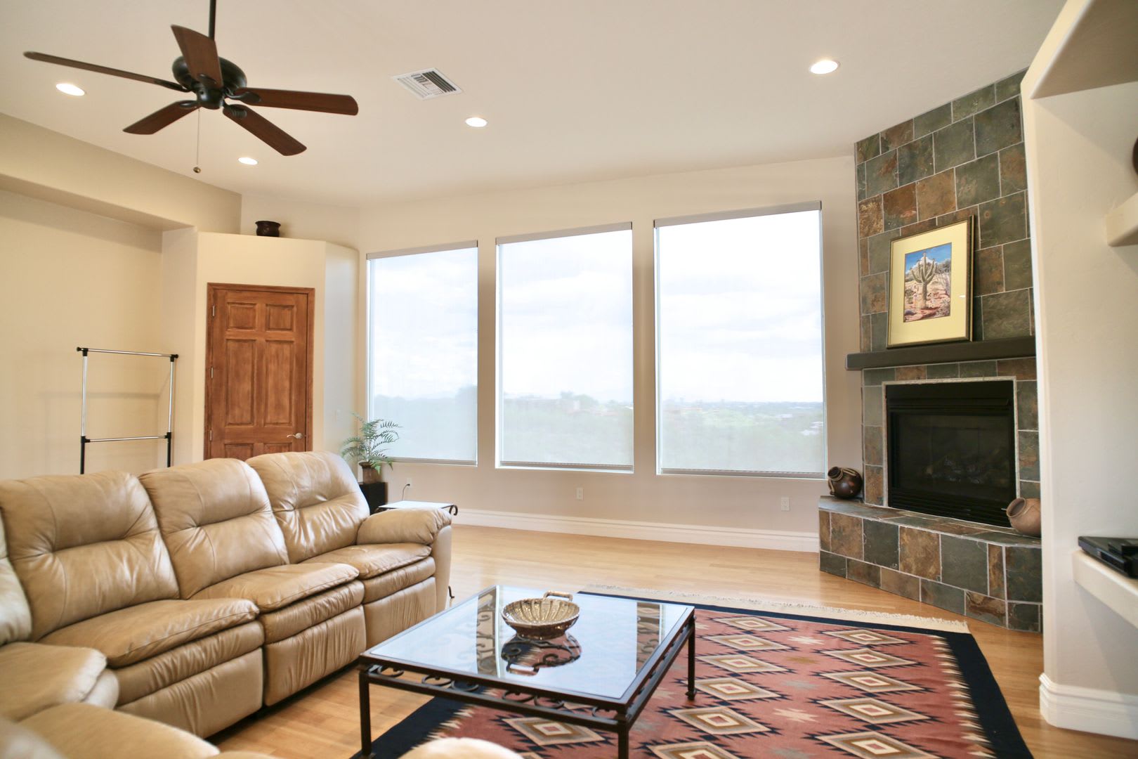 Mountain And City Views From This Furnished Rental – photo 5