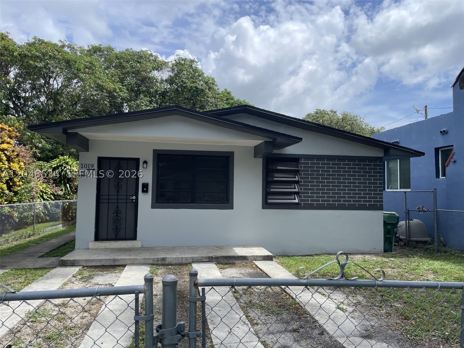 1019 NW 52nd St – photo 1
