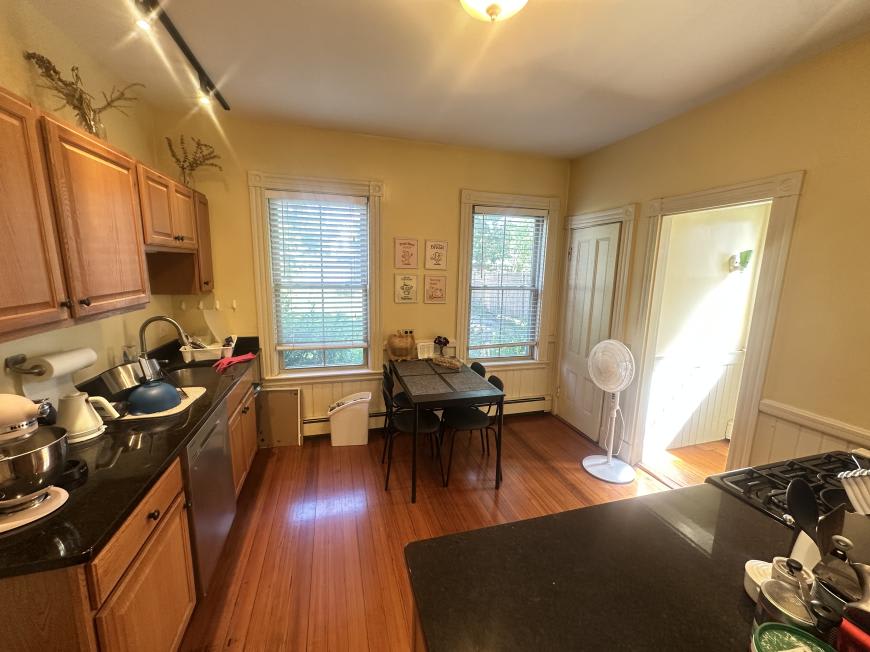 24 Norris St – photo 3