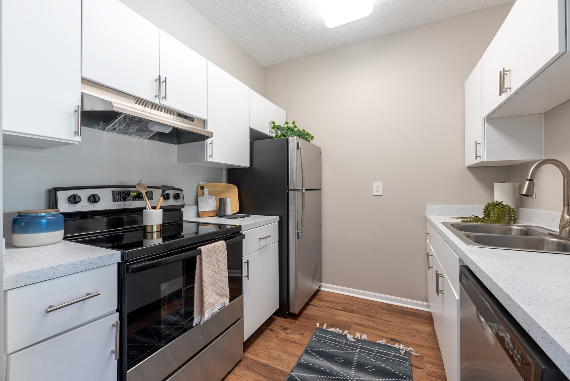 BriceGrove Park Apartments – photo 2