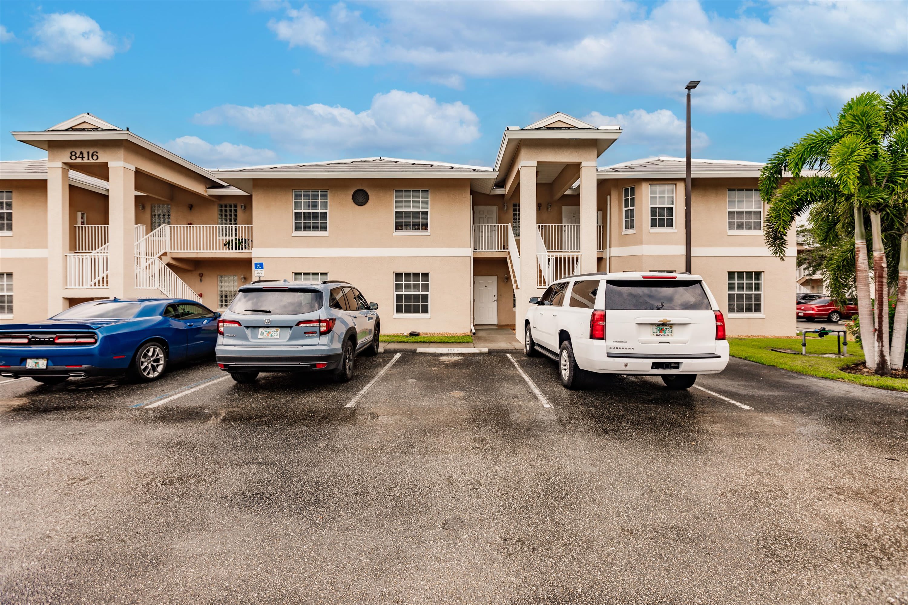 8416 Bernwood Cove Loopunit 1609 – photo 2