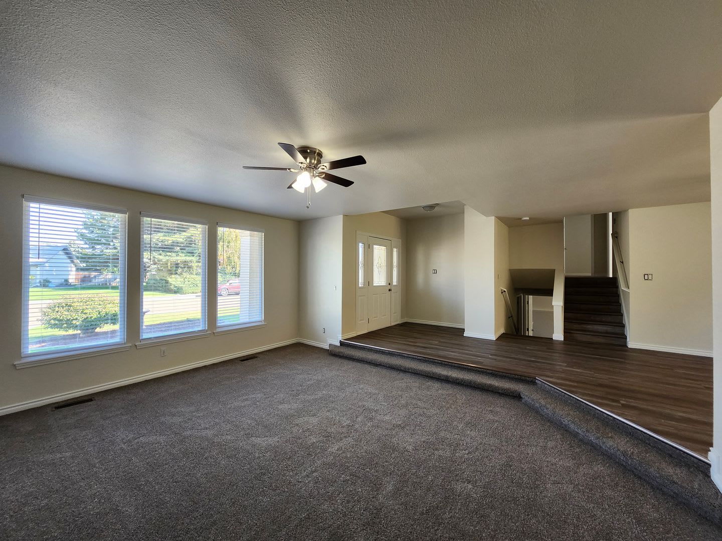 Beautiful Tri Level Home w/RV or Trailer Parking! – photo 5