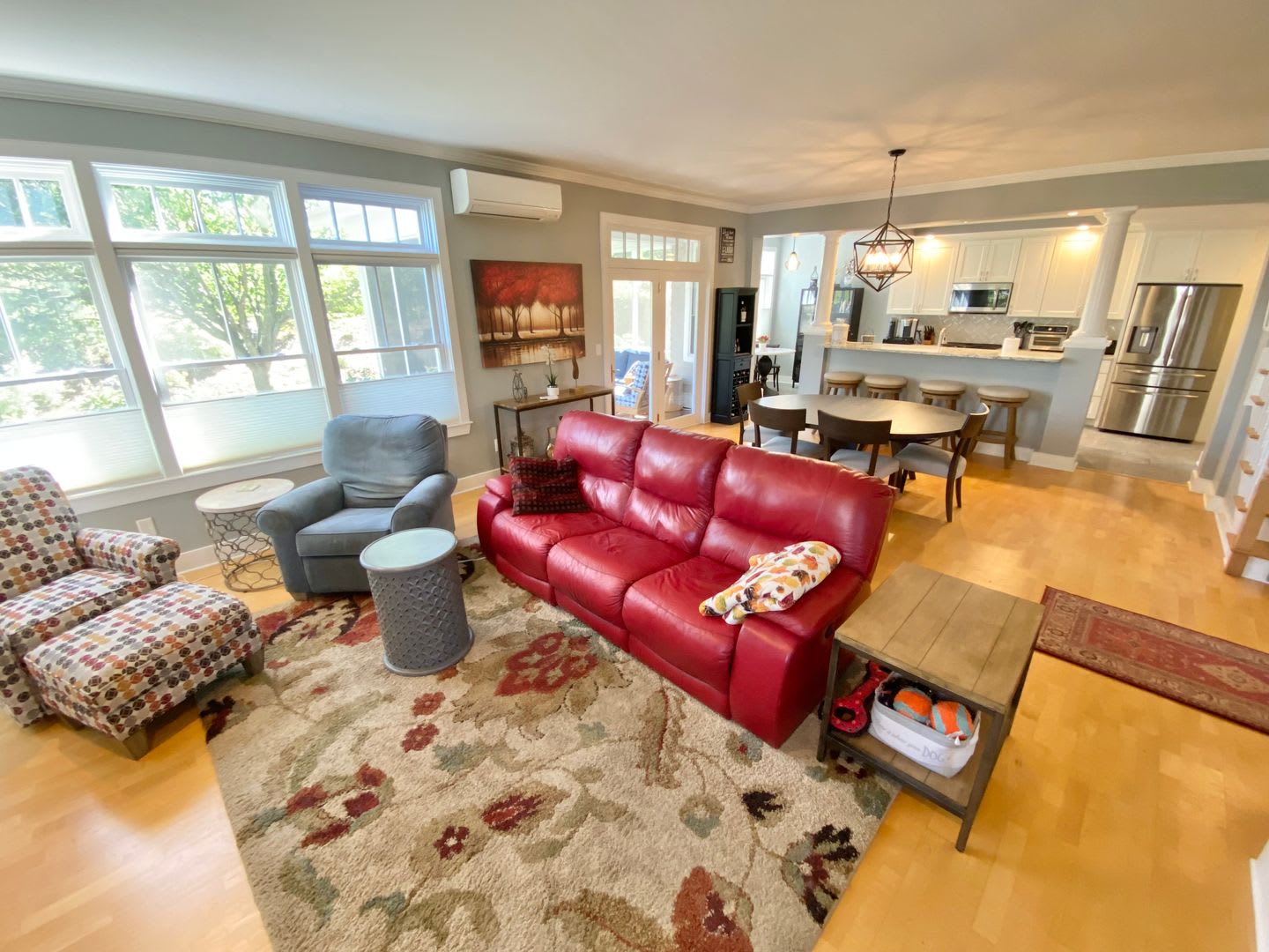 Furnished Townhouse in South Burlington – Available 10/1 SHORT TERM RENTAL – photo 5