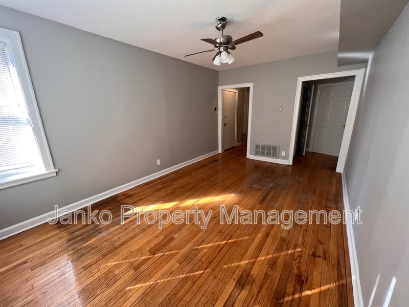 3725 W Grand Ave – photo 5