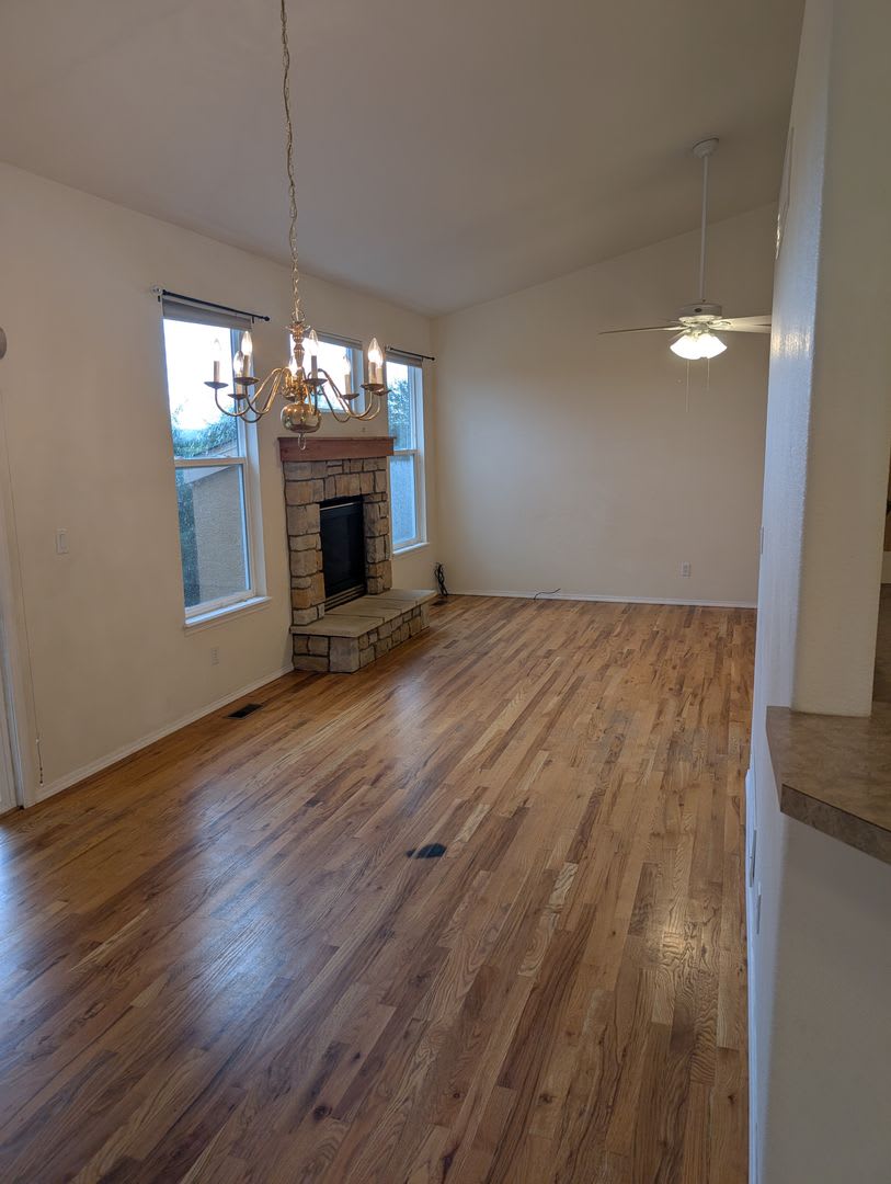 Ranch style home off the beaten path and still close to everything – photo 4