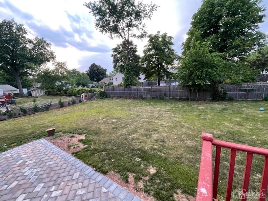 210 Runyon Avenue – photo 2