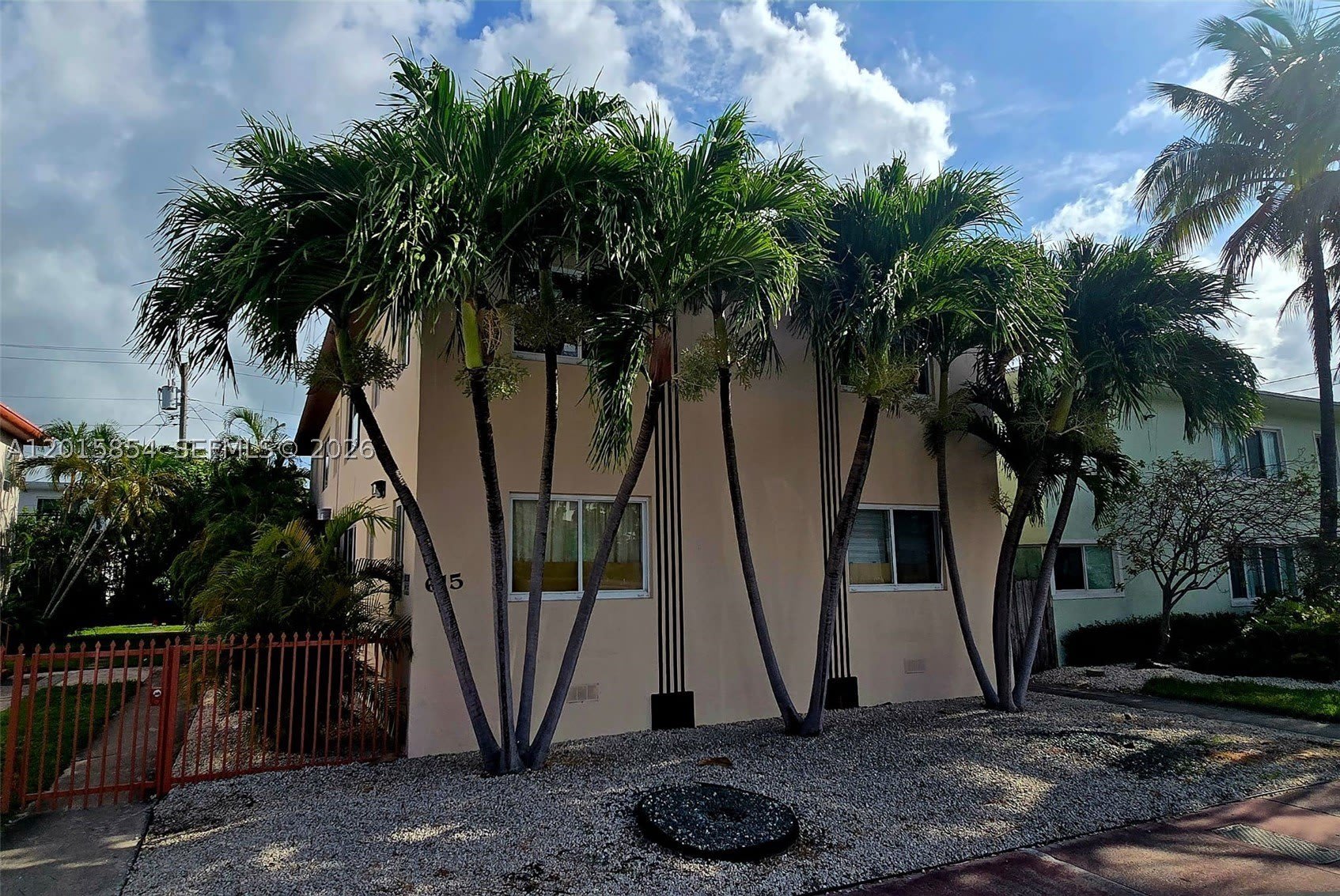 615 82nd St – photo 2
