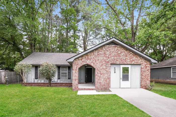 209 Bluebell Avenue – photo 1