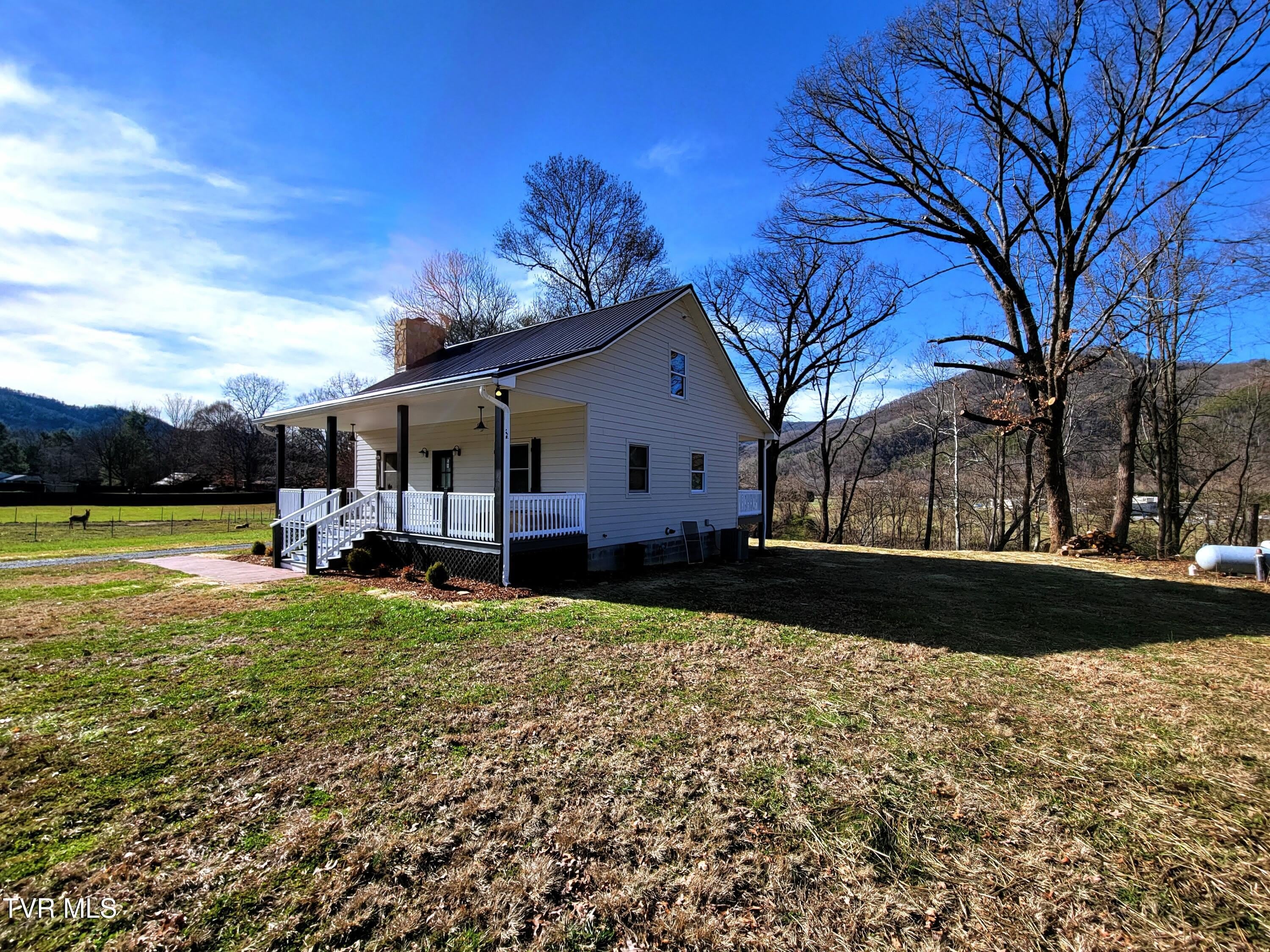 109 Carey Lane – photo 4
