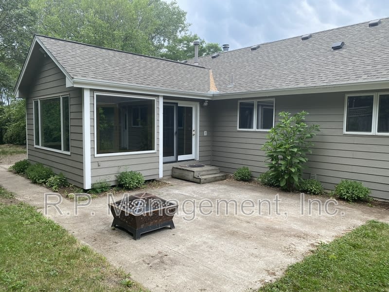 4626 Linnea Ln – photo 3