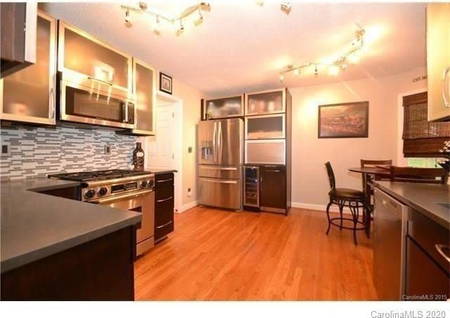 2843 Windsor Chase – photo 2