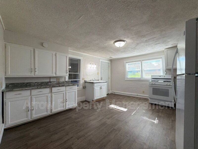 625 South 3rd Street – photo 5