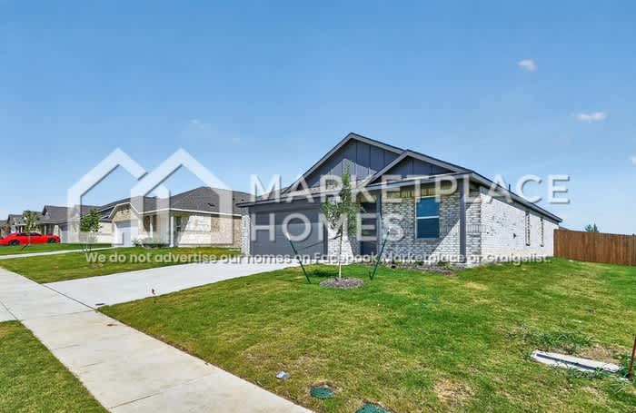 648 Marilynn Way – photo 3