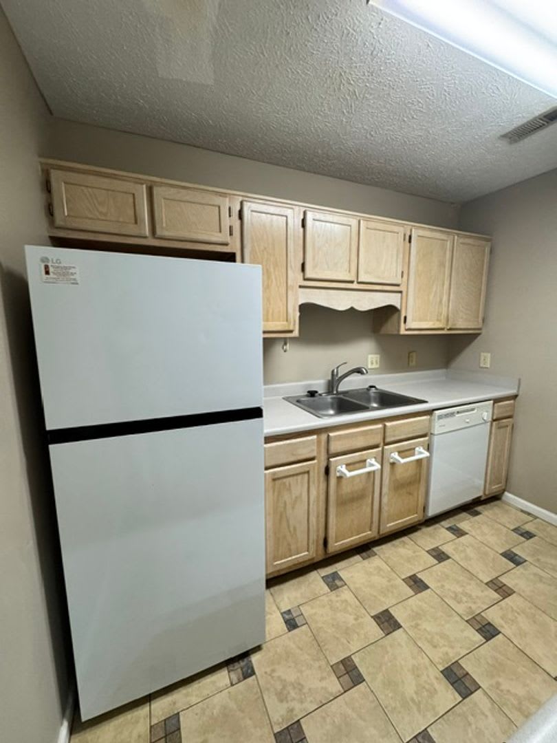 Home In Saratoga Place – photo 5