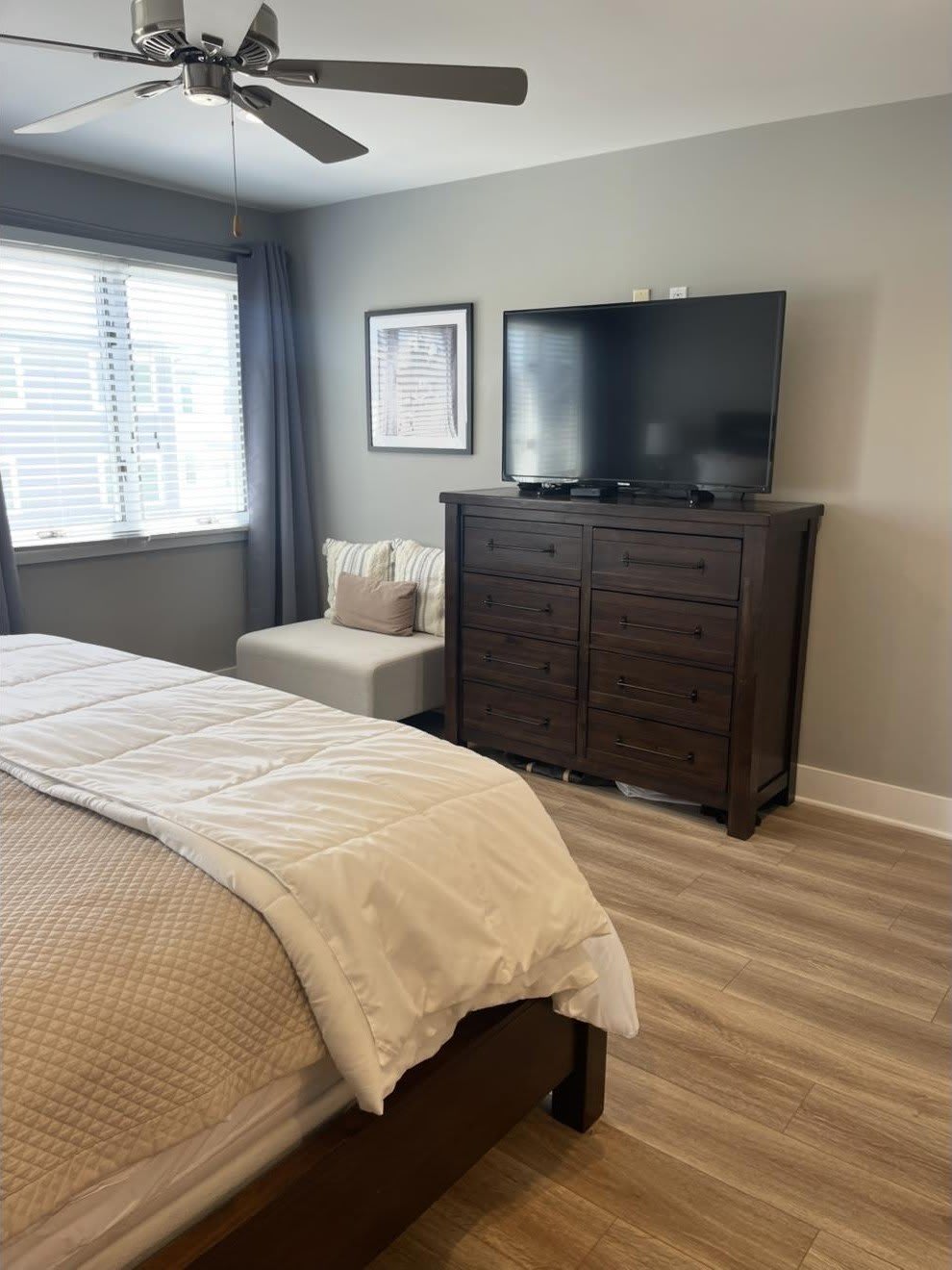 1009 Bay Ave – photo 4