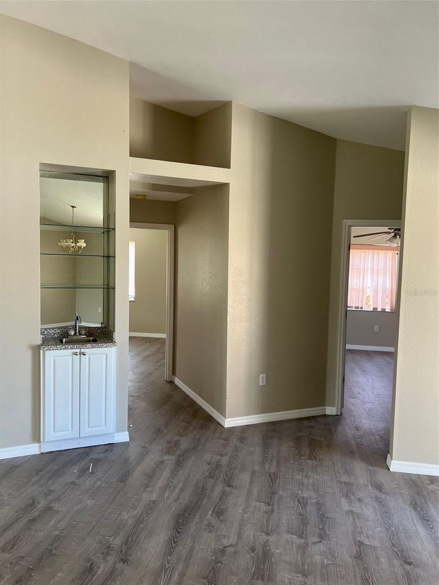 1330 ABALOM Street – photo 5