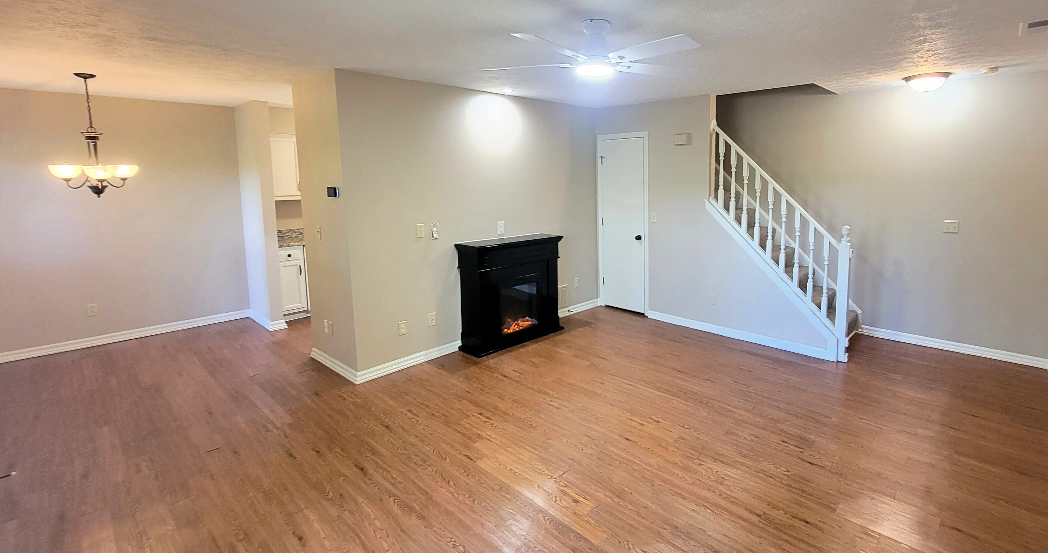 406 Waterside Ave – photo 3