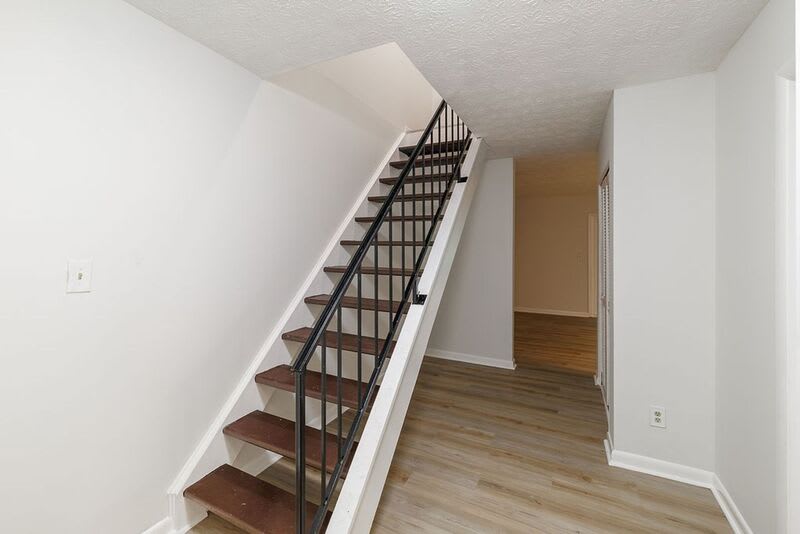 134 Fernbanks Court – photo 4