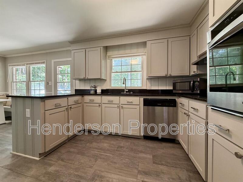6801 Woodland Cr – photo 1