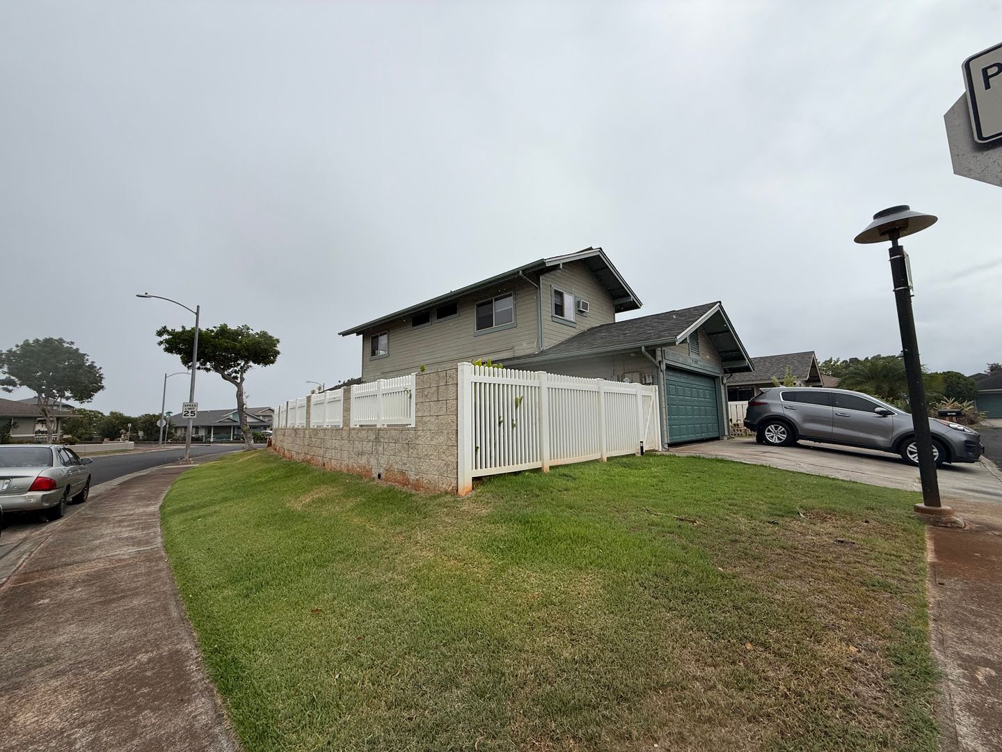 Royal Kinia Single Family 3 Bedroom 2 5 Bath 2 Car Garage – photo 3