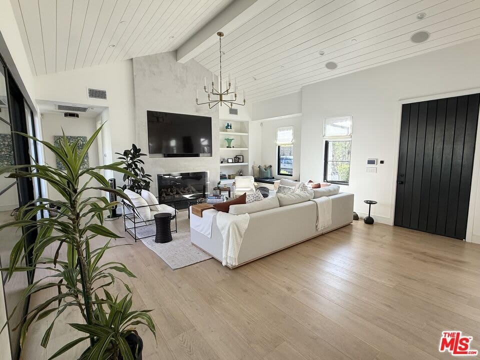 6025 Paseo Canyon Dr – photo 2