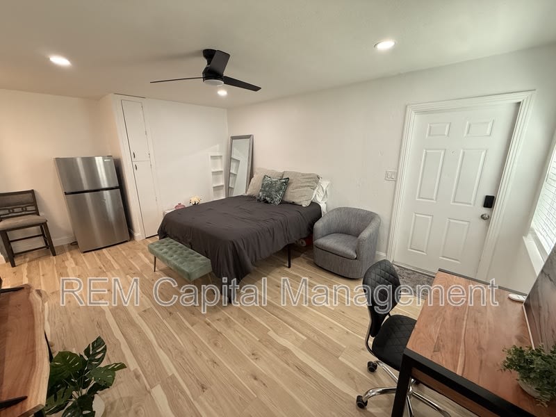 232 30Th Ave N – photo 2