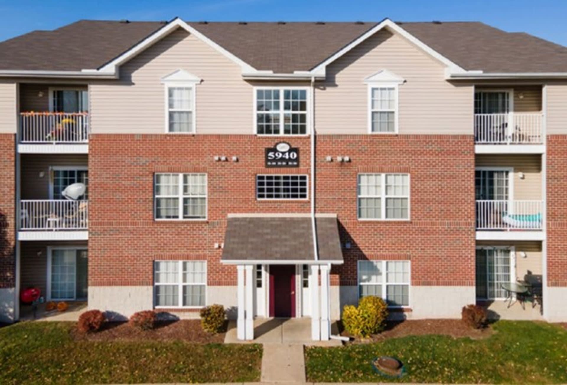 Willow Creek Apartments – photo 5
