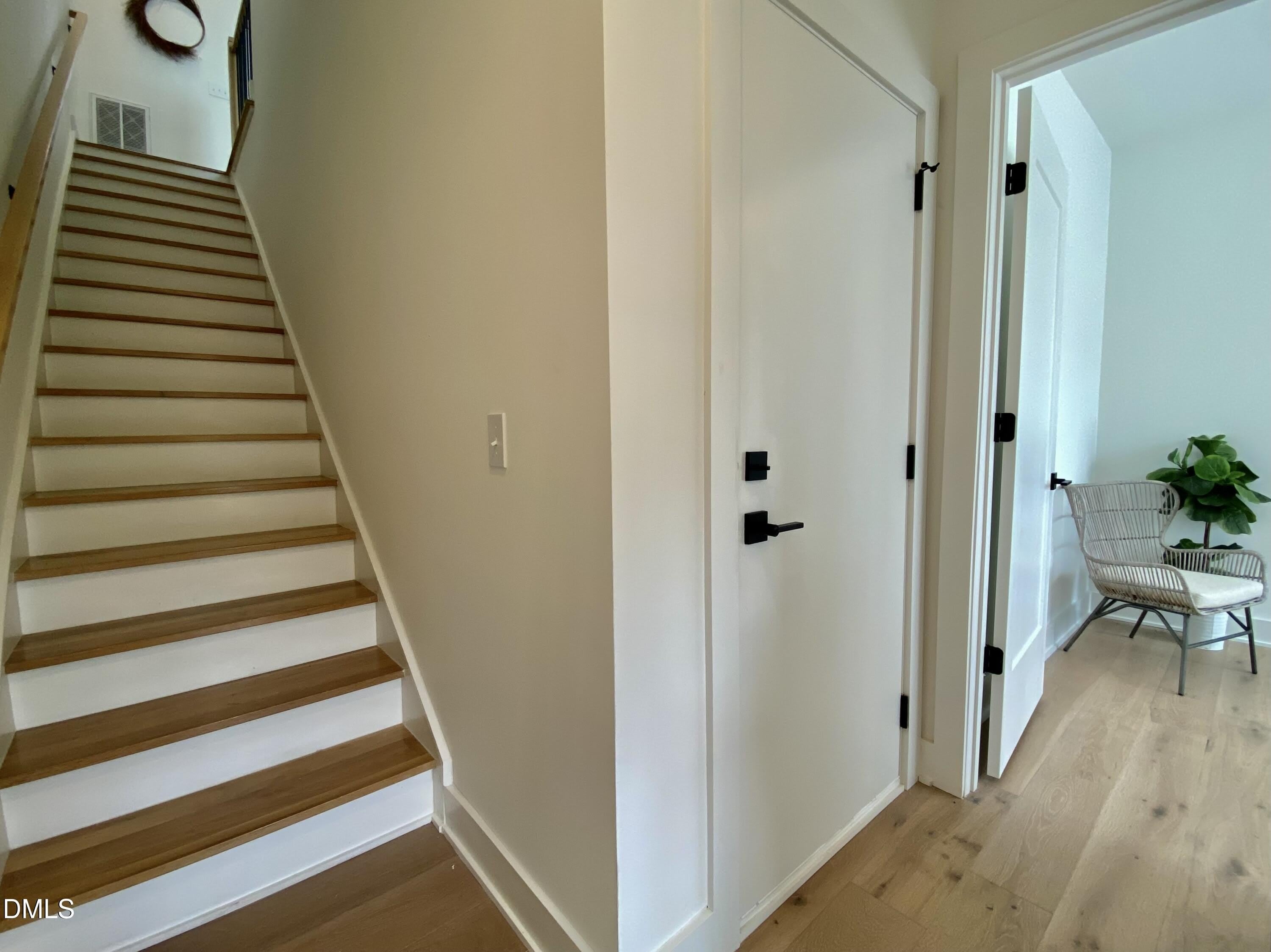 629 N Queen Street – photo 4