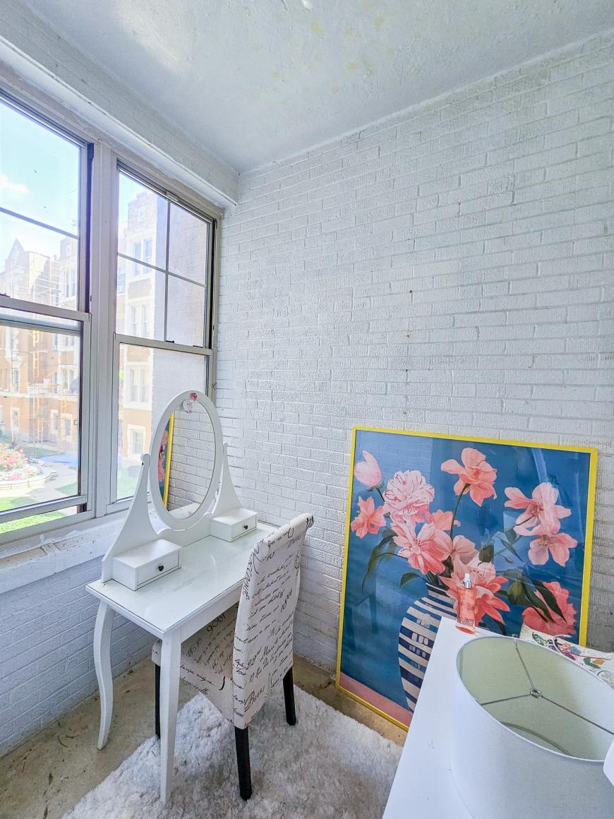 1047 West North Shore – photo 2