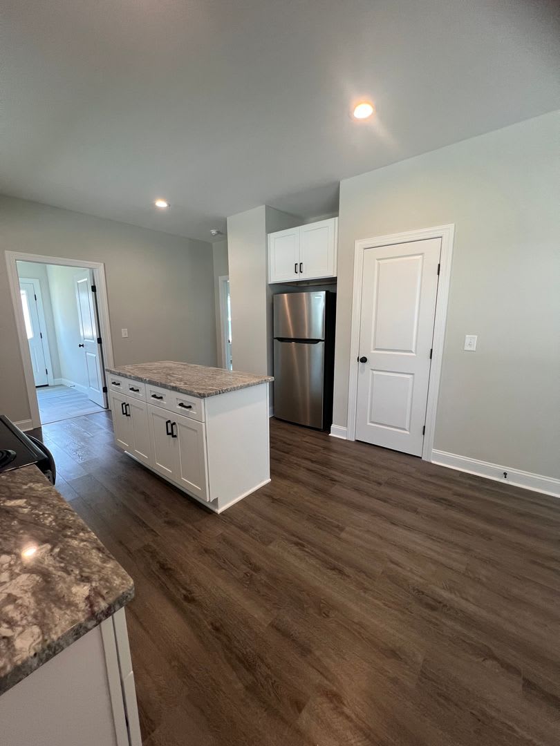 Newer Construction 3 Bedroom House – photo 5
